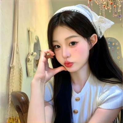 鱼跃在花见